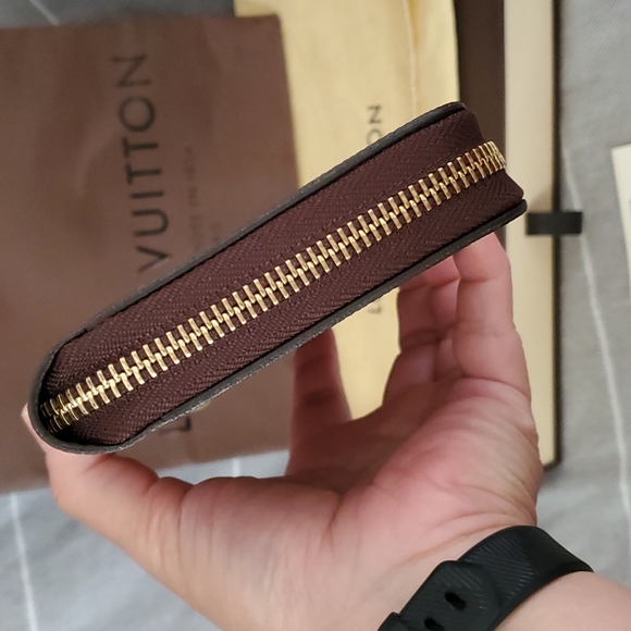 🎀 SOLD 🎀 Louis Vuitton Damier Ebene Zippy Compact Wallet - Picture 5 of 13